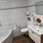 Appartement Kaethe Am Kurpark - Stilvolle Mit Balkon & Parkblick Nahe Rostock